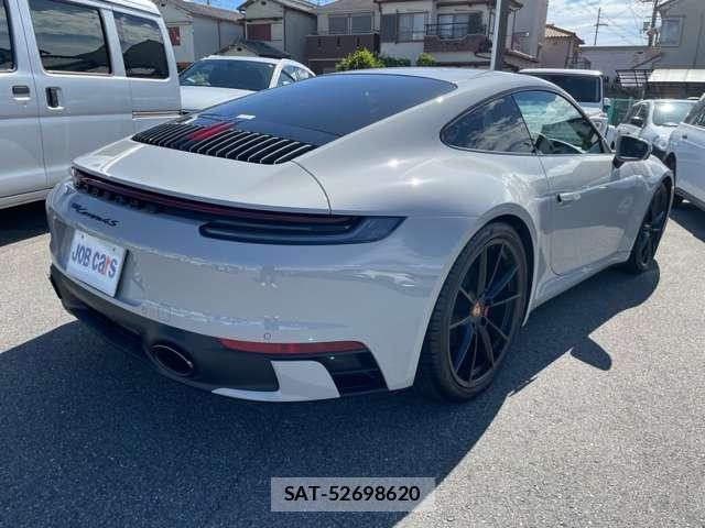 Porsche 911 2020-06 7806449-3