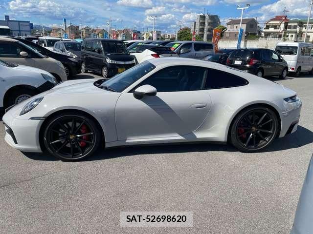 Porsche 911 2020-06 7806449-6