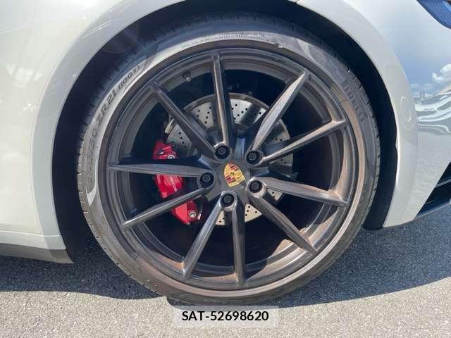 Porsche 911 2020-06 7806449-8