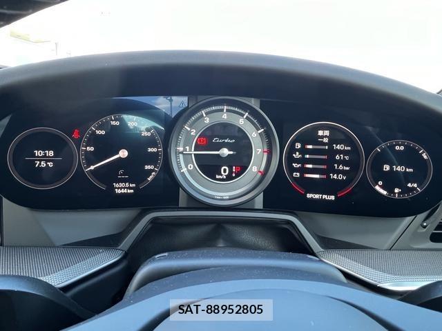 Porsche 911 2024-05 7806453-11