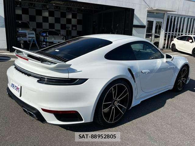 Porsche 911 2024-05 7806453-6