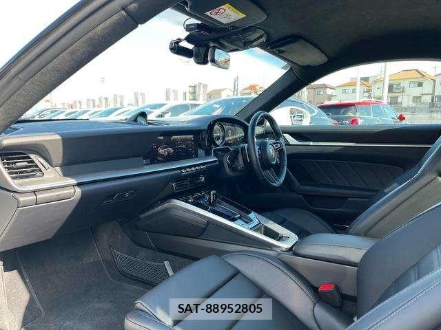Porsche 911 2024-05 7806453-8