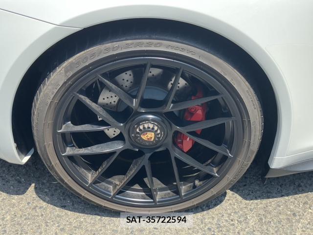 Porsche 911 2017-09 7810179-12