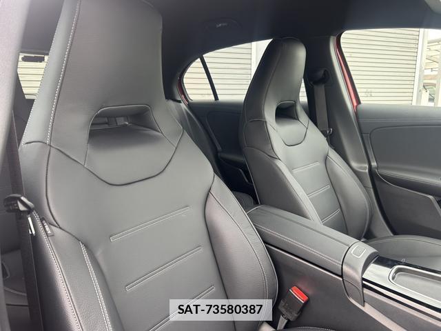 Mercedes Benz A-CLASS 2025-12 7796895-3