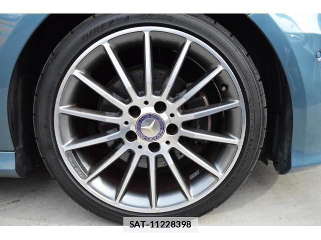 Mercedes Benz A-CLASS 2015-04 7799560-8