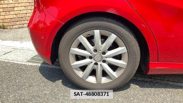 Mercedes Benz A-CLASS 2016-07 7800498-4