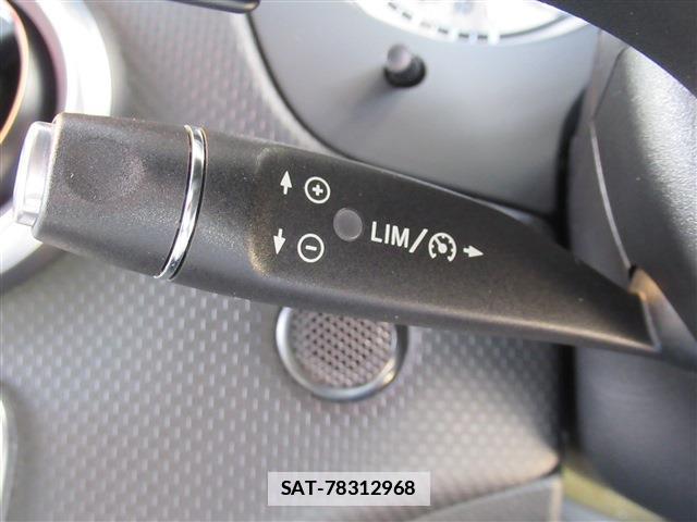 Mercedes Benz A-CLASS 2013-08 7802694-8