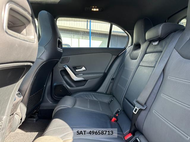 Mercedes Benz A-CLASS 2019-06 7803611-10