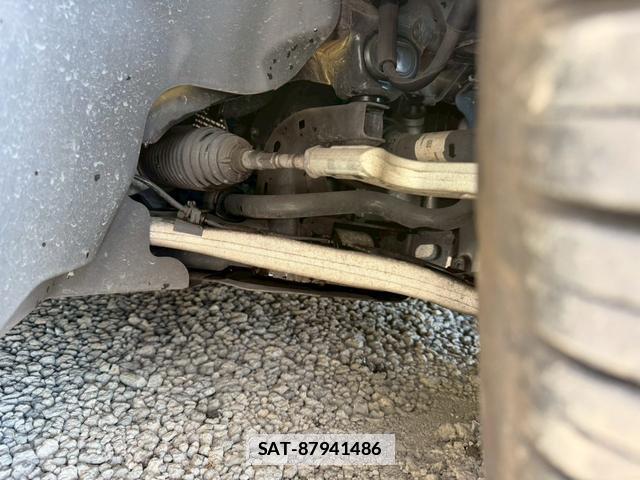 Mercedes Benz A-CLASS 2016-11 7805932-17
