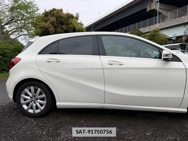 Mercedes Benz A-CLASS 2017-03 7805941-17