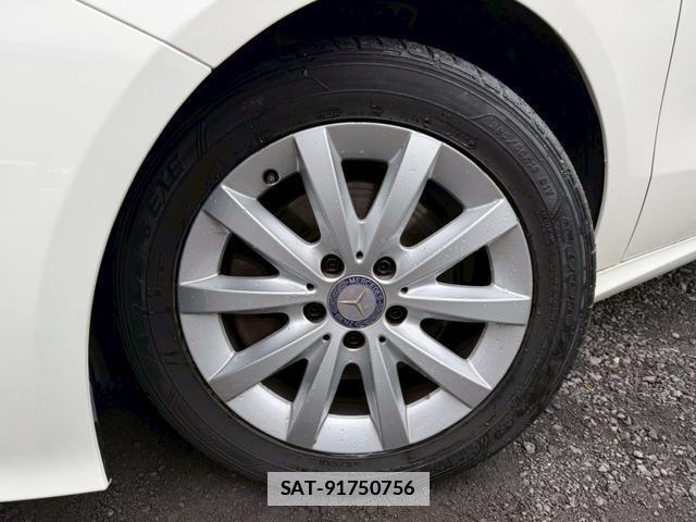 Mercedes Benz A-CLASS 2017-03 7805941-5