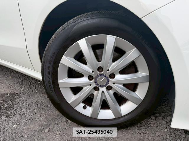 Mercedes Benz A-CLASS 2016-01 7805954-2