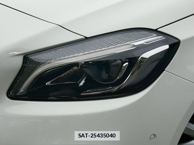 Mercedes Benz A-CLASS 2016-01 7805954-4