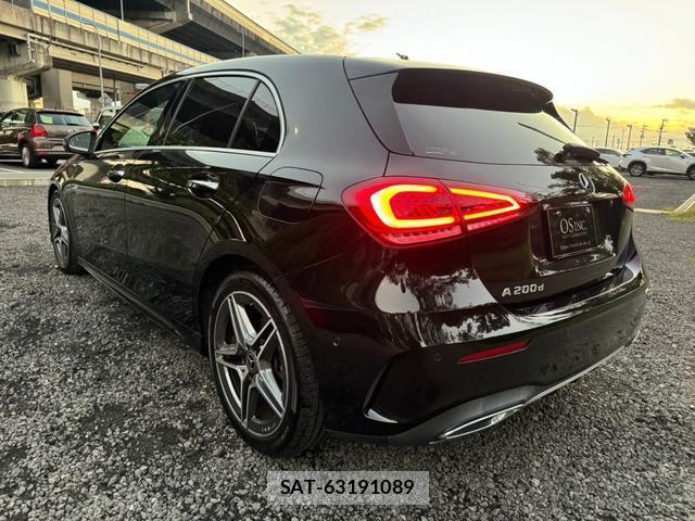 Mercedes Benz A-CLASS 2019-11 7805957-2