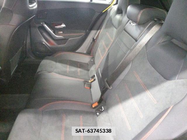 Mercedes Benz A-CLASS 2024-07 7811039-5