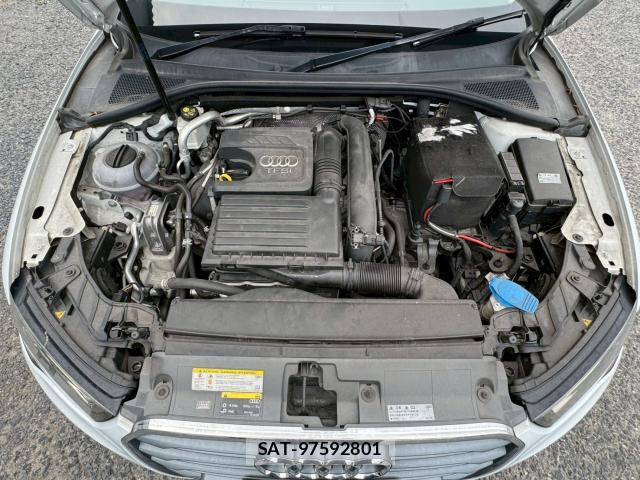 Audi A3 SEDAN 2014-11 7803067-7