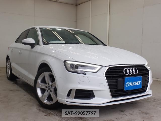 Audi A3 SEDAN 2017-12 7810402-3
