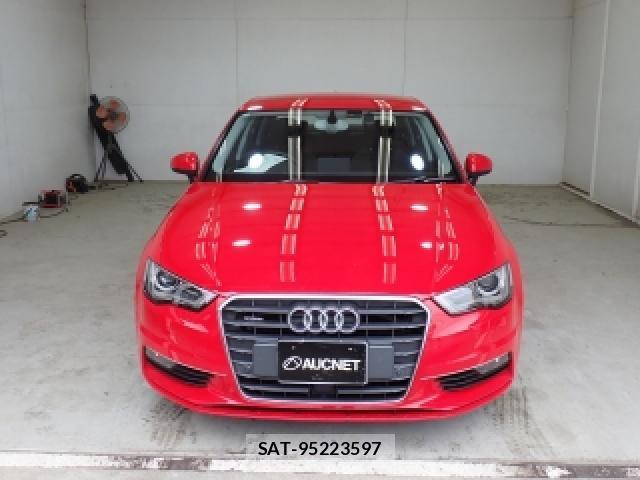 Audi A3 SEDAN 2014-03 7810405-4