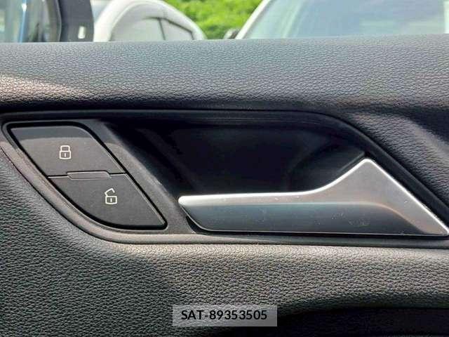 Audi A3 2014-02 7794794-17