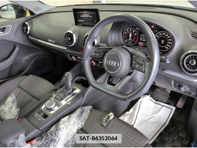 Audi A3 2019-12 7805008-4