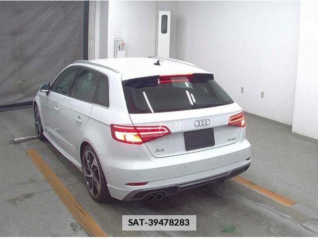 Audi A3 2019-06 7806578-1