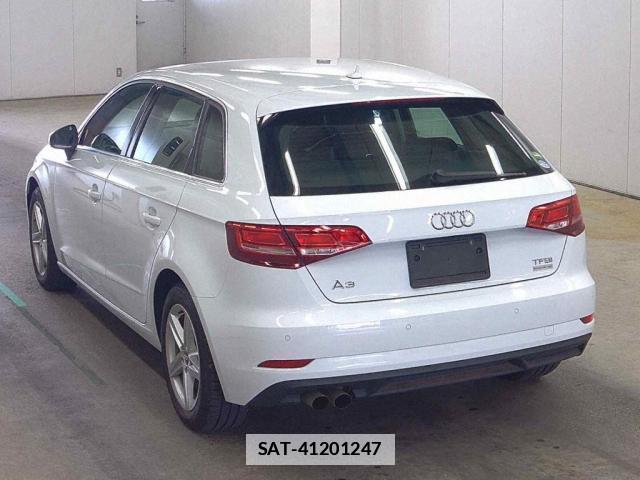 Audi A3 2017-04 7810430-1