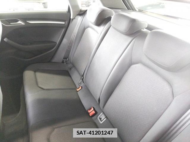Audi A3 2017-04 7810430-5