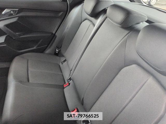 Audi A3 2023-12 7811059-3