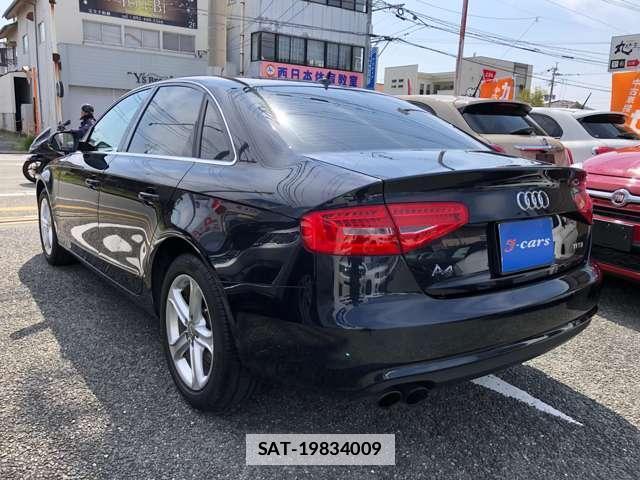 Audi A4 2015-11 7799685-15