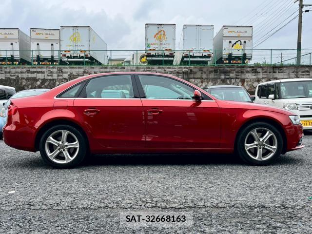 Audi A4 2013-09 7803024-3