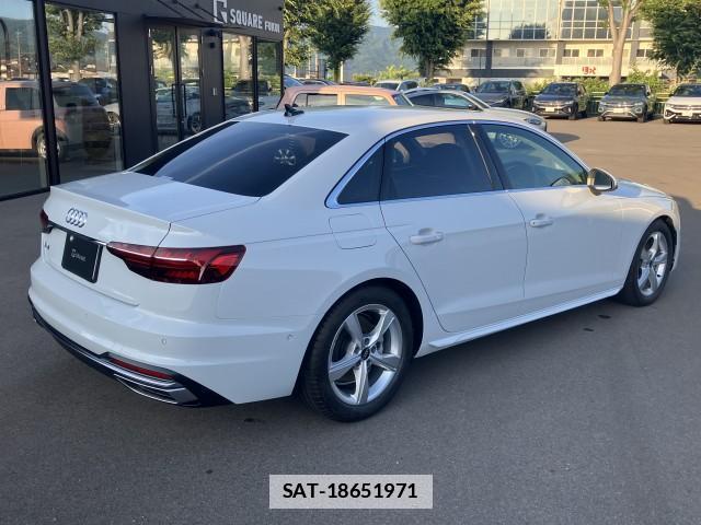 Audi A4 2023-08 7807170-13
