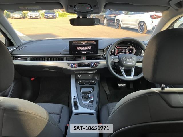 Audi A4 2023-08 7807170-2