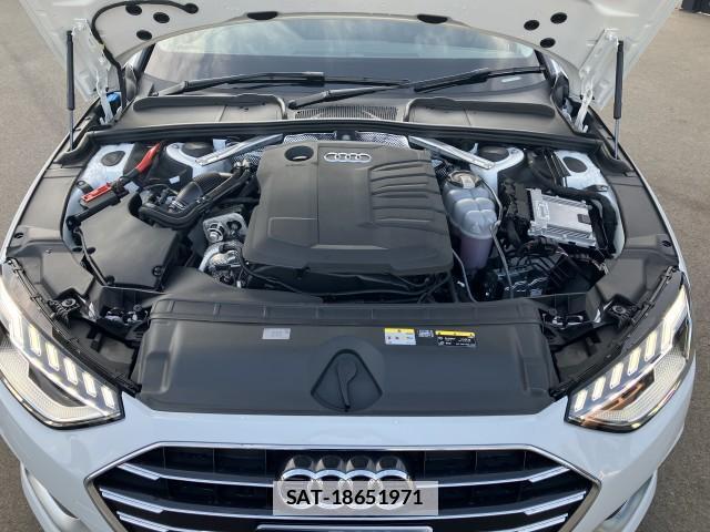 Audi A4 2023-08 7807170-7