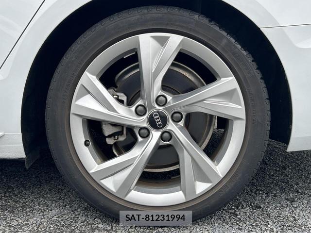 Audi A4 2023-05 7809251-12