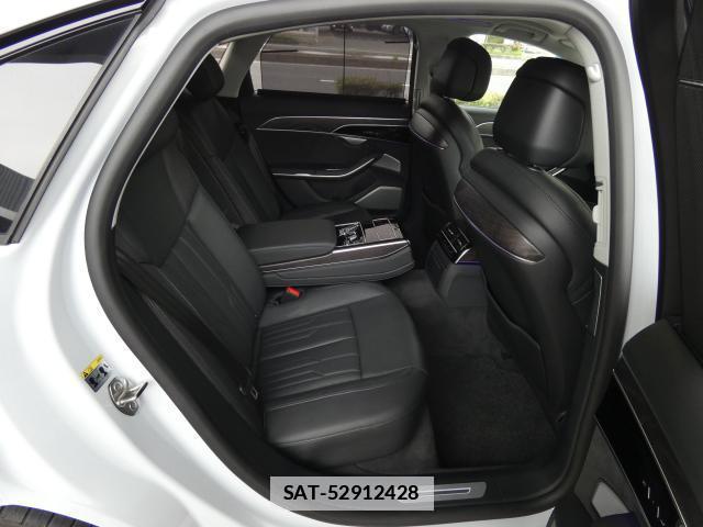 Audi A8 2021-10 7798476-16
