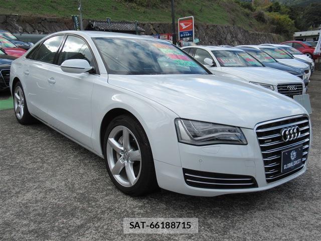 Audi A8 2012-03 7802667-10