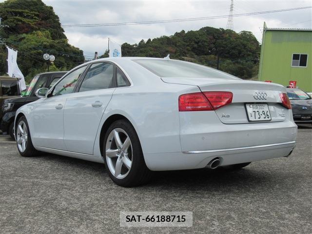 Audi A8 2012-03 7802667-17