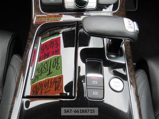 Audi A8 2012-03 7802667-6