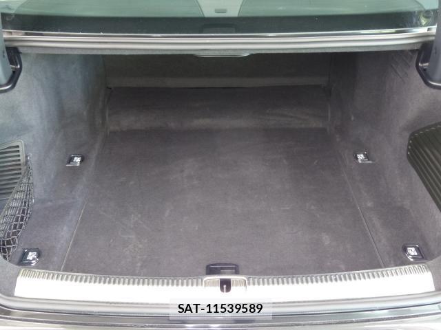 Audi A8 2018-10 7805487-18