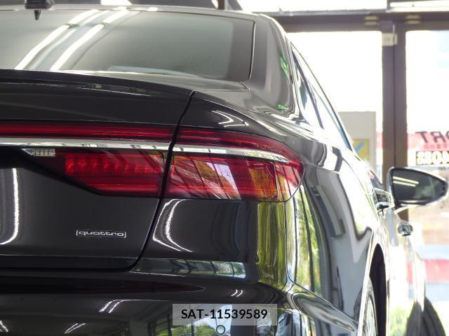 Audi A8 2018-10 7805487-8