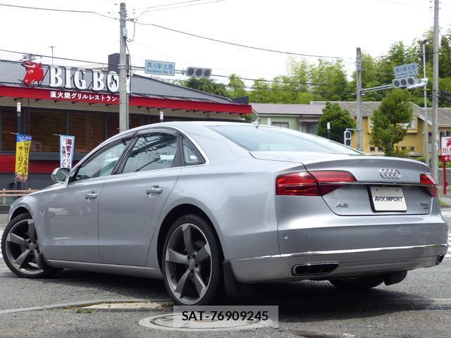 Audi A8 2015-09 7805498-1