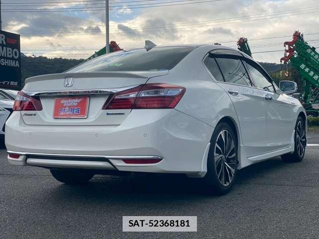 Honda ACCORD HYBRID 2018-04 7795663-15