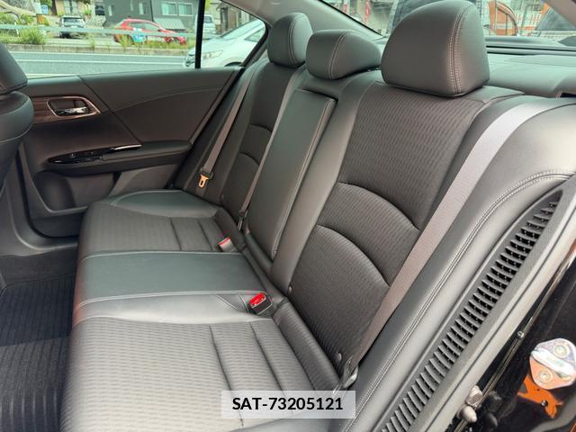 Honda ACCORD HYBRID 2017-08 7796975-10
