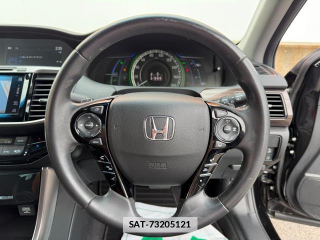 Honda ACCORD HYBRID 2017-08 7796975-17