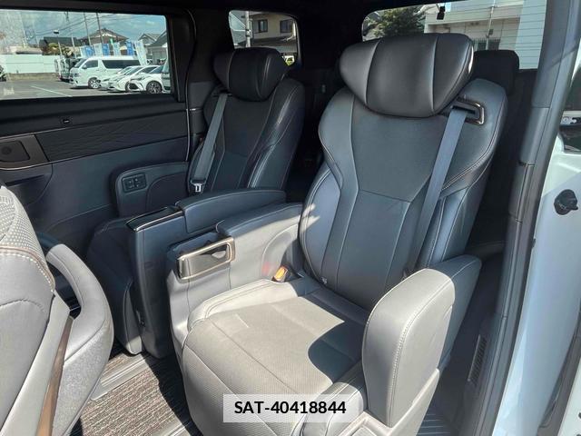 Toyota ALPHARD HYBRID 2023-10 7794607-5