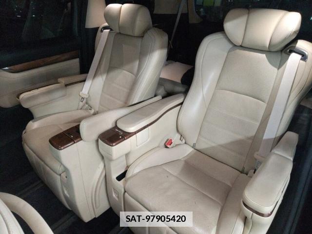 Toyota ALPHARD HYBRID 2017-11 7796124-3