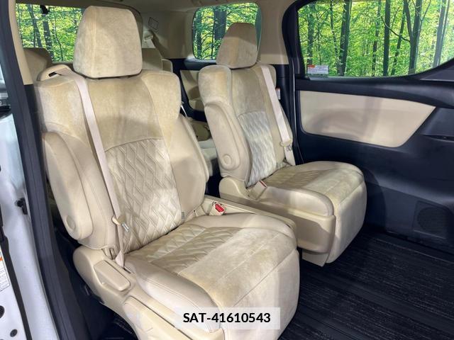 Toyota ALPHARD HYBRID 2019-08 7797522-8