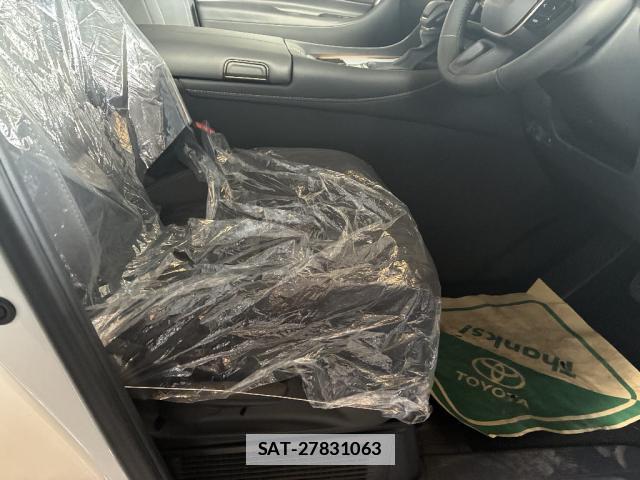 Toyota ALPHARD HYBRID 2025-11 7801715-5