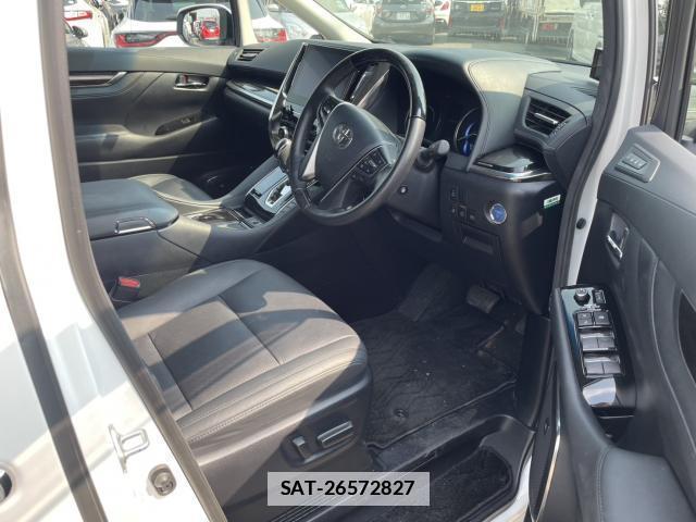 Toyota ALPHARD HYBRID 2022-12 7804010-10