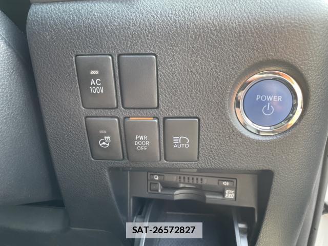 Toyota ALPHARD HYBRID 2022-12 7804010-12